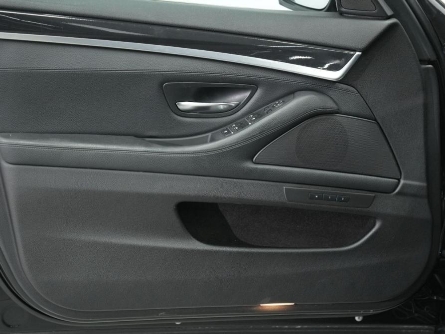 BMW 5 серии VI (F10/F11/F07) Рестайлинг Новосибирск  - изображение 29
