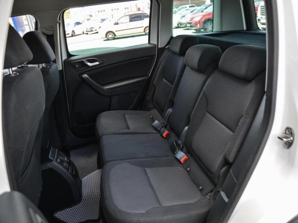 Skoda Yeti I Рестайлинг с пробегом 2014 года, цена 1 240 000 рублей, 223961 км, внедорожник, Автокод Объявления