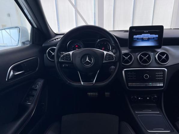 Mercedes-Benz GLA I (X156) Рестайлинг с пробегом 2019 года, цена 2 850 000 рублей, 64977 км, внедорожник, Автокод Объявления