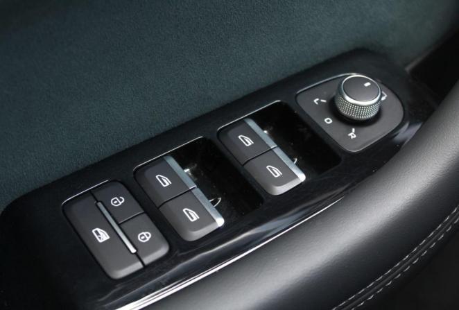 Geely Monjaro I с пробегом 2024 года, цена 3 600 000 рублей, 36880 км, внедорожник, Автокод Объявления