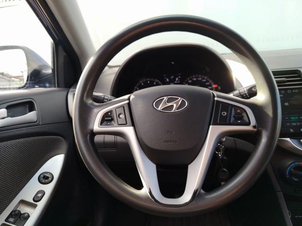 Hyundai Solaris I с пробегом 2012 года, цена 699 000 рублей, 199399 км, седан, Автокод Объявления