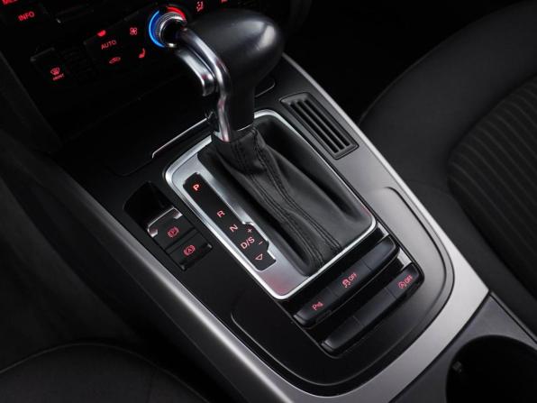 Audi A4 IV (B8) Рестайлинг с пробегом 2013 года, цена 1 279 977 рублей, 144835 км, седан, Автокод Объявления