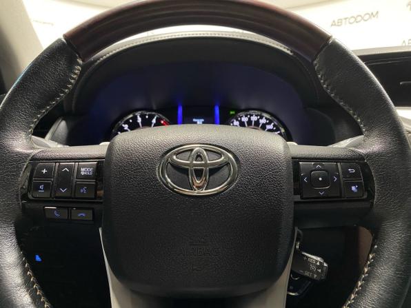 Toyota Fortuner II с пробегом 2018 года, цена 3 679 000 рублей, 134400 км, внедорожник, Автокод Объявления