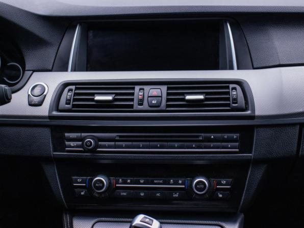 BMW 5 серии VI (F10/F11/F07) Рестайлинг с пробегом 2016 года, цена 2 184 000 рублей, 130270 км, седан, Автокод Объявления