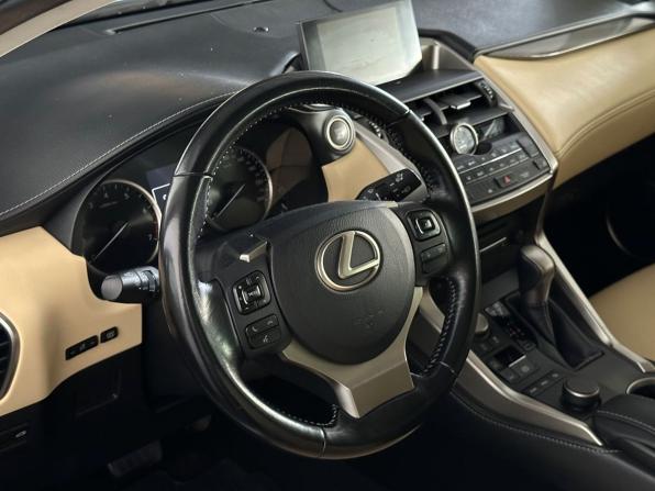 Lexus NX I с пробегом 2015 года, цена 2 542 000 рублей, 159200 км, внедорожник, Автокод Объявления