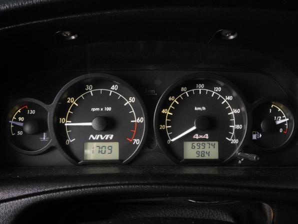 Chevrolet Niva I Рестайлинг с пробегом 2012 года, цена 589 000 рублей, 69974 км, внедорожник, Автокод Объявления