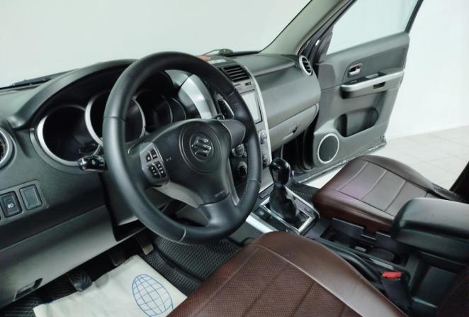 Suzuki Grand Vitara II Рестайлинг с пробегом 2010 года, цена 1 070 000 рублей, 197734 км, внедорожник, Автокод Объявления