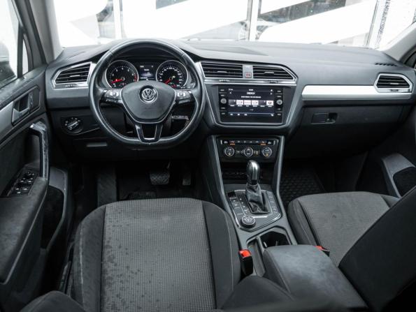 Volkswagen Tiguan II с пробегом 2020 года, цена 2 325 700 рублей, 140028 км, внедорожник, Автокод Объявления