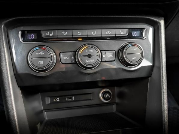 Volkswagen Tiguan II с пробегом 2017 года, цена 1 850 000 рублей, 182181 км, внедорожник, Автокод Объявления