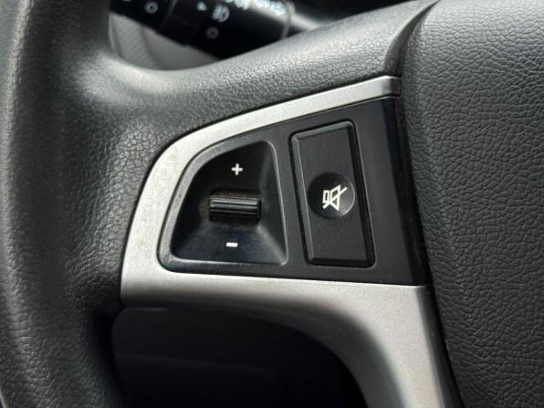 Hyundai Solaris I с пробегом 2014 года, цена 1 069 000 рублей, 143780 км, седан, Автокод Объявления