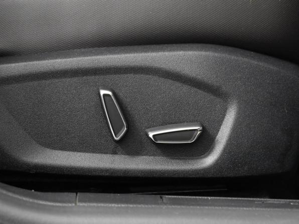Ford Fusion (North America) II Рестайлинг с пробегом 2019 года, цена 963 100 рублей, 175326 км, седан, Автокод Объявления