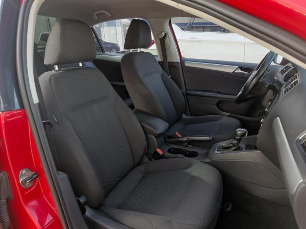 Volkswagen Jetta VI с пробегом 2013 года, цена 799 000 рублей, 205997 км, седан, Автокод Объявления