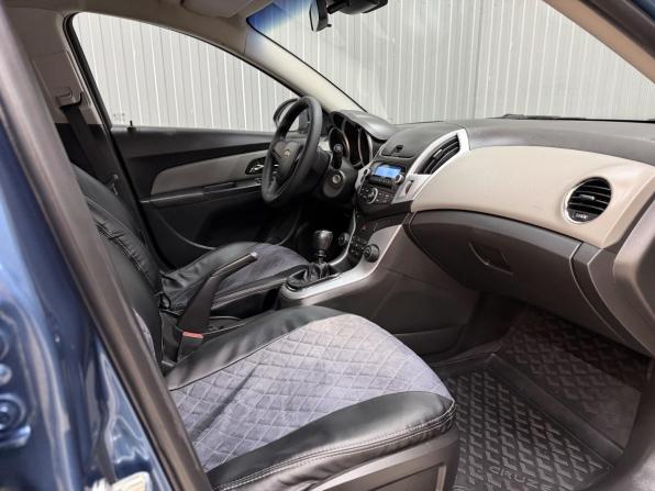 Chevrolet Cruze I Рестайлинг с пробегом 2013 года, цена 850 000 рублей, 186028 км, седан, Автокод Объявления