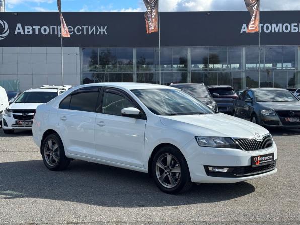 Skoda Rapid I Рестайлинг с пробегом 2017 года, цена 1 060 000 рублей, 147332 км, лифтбек, Автокод Объявления