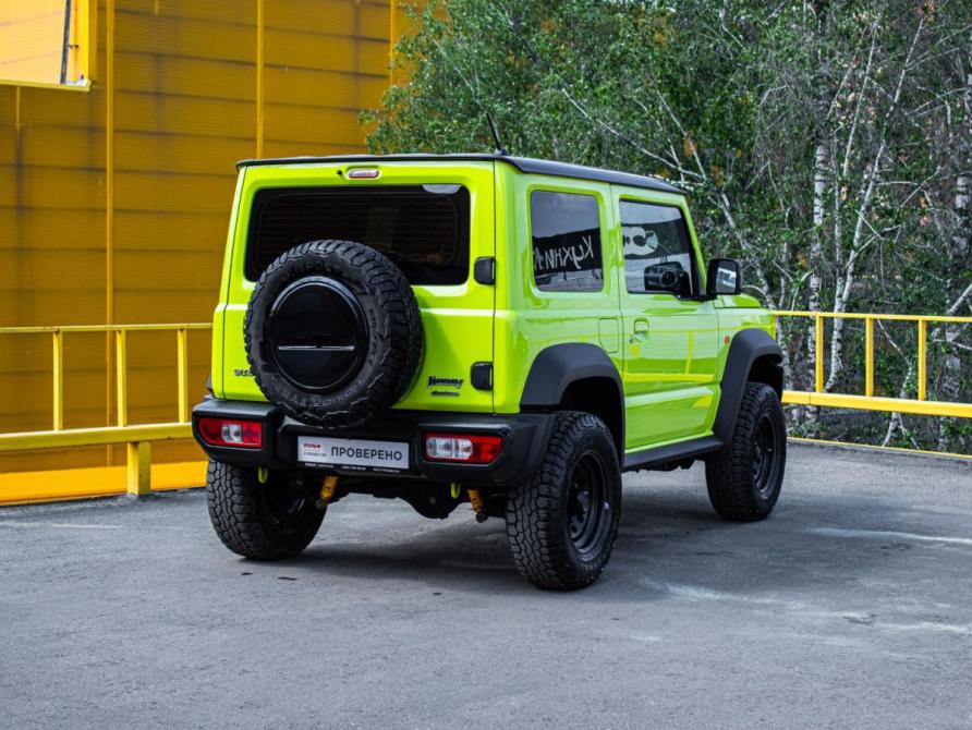 Suzuki Jimny IV Москва  - изображение 3