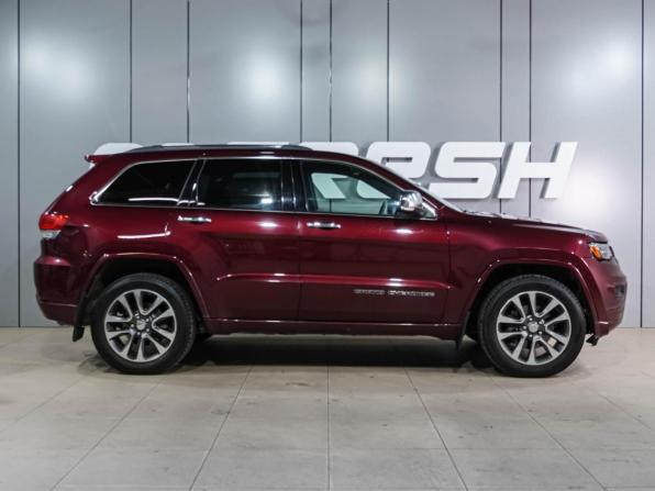 Jeep Grand Cherokee IV (WK2) Рестайлинг с пробегом 2018 года, цена 2 849 000 рублей, 105021 км, внедорожник, Автокод Объявления
