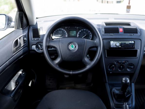 Skoda Octavia II (A5) с пробегом 2008 года, цена 579 000 рублей, 225536 км, лифтбек, Автокод Объявления