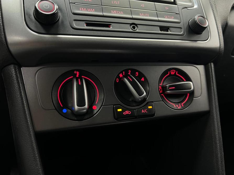 Volkswagen Polo V Рестайлинг Казань  - изображение 14