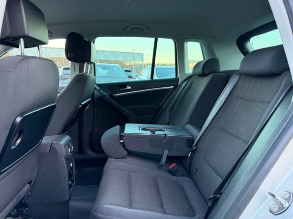 Volkswagen Tiguan I Рестайлинг с пробегом 2011 года, цена 1 025 000 рублей, 207000 км, внедорожник, Автокод Объявления
