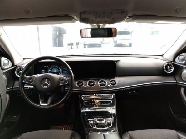 Mercedes-Benz E-Класс V (W213 S213 C238) с пробегом 2017 года, цена 2 800 000 рублей, 276325 км, седан, Автокод Объявления