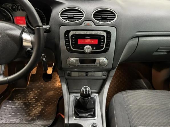 Ford Focus II Рестайлинг с пробегом 2010 года, цена 457 000 рублей, 282000 км, седан, Автокод Объявления
