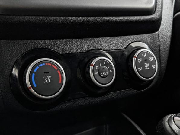 Kia Rio III Рестайлинг с пробегом 2016 года, цена 775 000 рублей, 214155 км, седан, Автокод Объявления