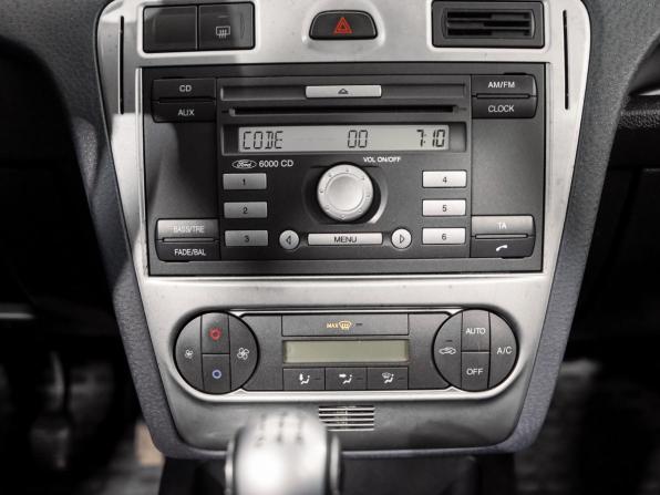 Ford Fusion I Рестайлинг с пробегом 2010 года, цена 505 000 рублей, 115783 км, хэтчбек, Автокод Объявления