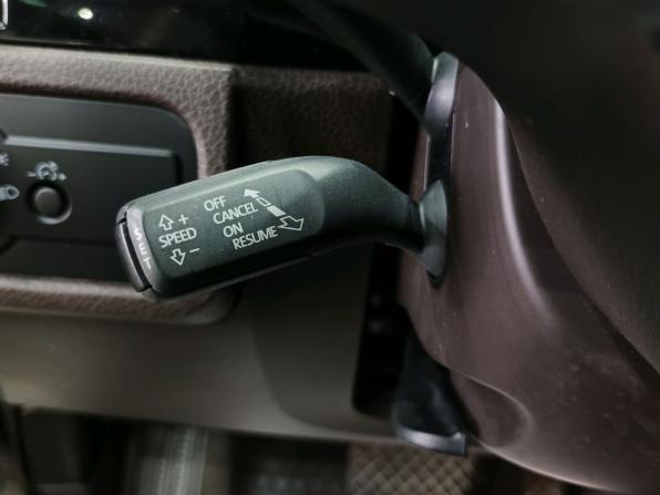 Volkswagen Touareg II с пробегом 2010 года, цена 1 899 000 рублей, 200190 км, внедорожник, Автокод Объявления