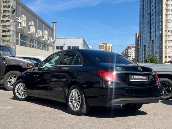 Mercedes-Benz C-Класс IV (W205) Рестайлинг с пробегом 2018 года, цена 2 399 000 рублей, 138250 км, седан, Автокод Объявления