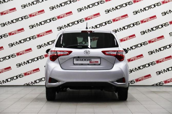 Toyota Vitz III (XP130) Рестайлинг 2 с пробегом 2018 года, цена 1 105 050 рублей, 141993 км, хэтчбек, Автокод Объявления