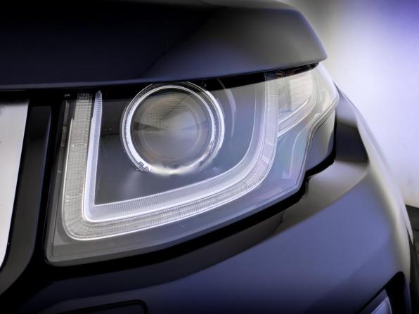 Land Rover Range Rover Evoque I Рестайлинг с пробегом 2016 года, цена 2 500 000 рублей, 110628 км, внедорожник, Автокод Объявления