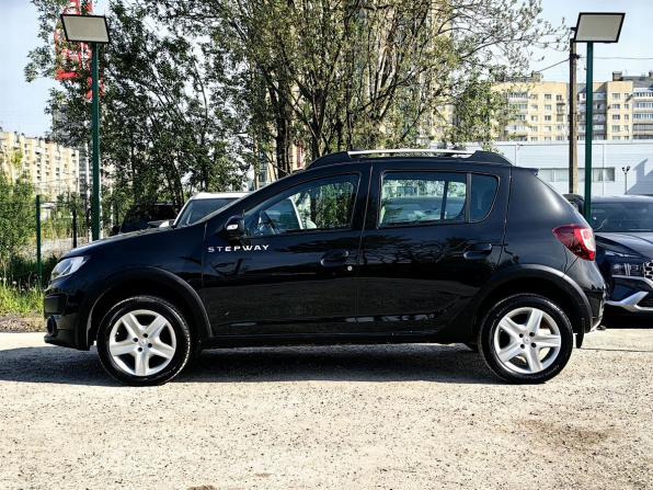 Renault Sandero II с пробегом 2015 года, цена 969 000 рублей, 116000 км, хэтчбек, Автокод Объявления