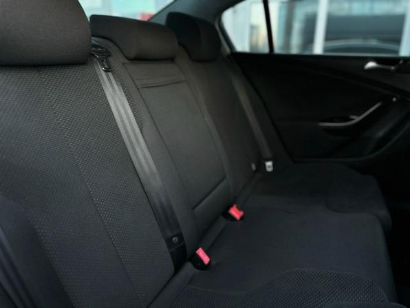 Volkswagen Passat B6 с пробегом 2010 года, цена 699 000 рублей, 204445 км, седан, Автокод Объявления