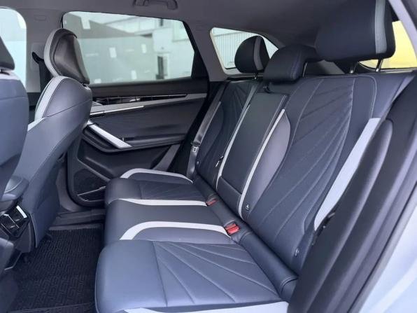 Geely Atlas II с пробегом 2024 года, цена 2 669 000 рублей, 42392 км, внедорожник, Автокод Объявления
