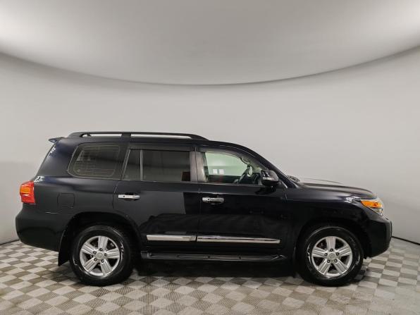 Toyota Land Cruiser 200 Series Рестайлинг 1 с пробегом 2015 года, цена 4 520 000 рублей, 185277 км, внедорожник, Автокод Объявления