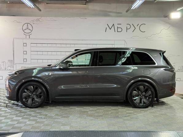 Li Auto (Lixiang) L9 I Рестайлинг с пробегом 2024 года, цена 7 400 000 рублей, 28000 км, внедорожник, Автокод Объявления
