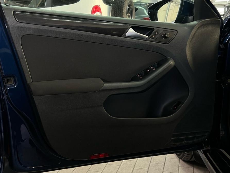 Volkswagen Jetta VI Волгоград  - изображение 11