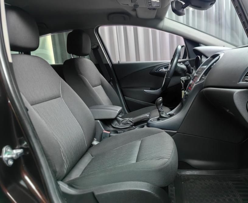 Opel Astra J Рестайлинг Москва  - изображение 8