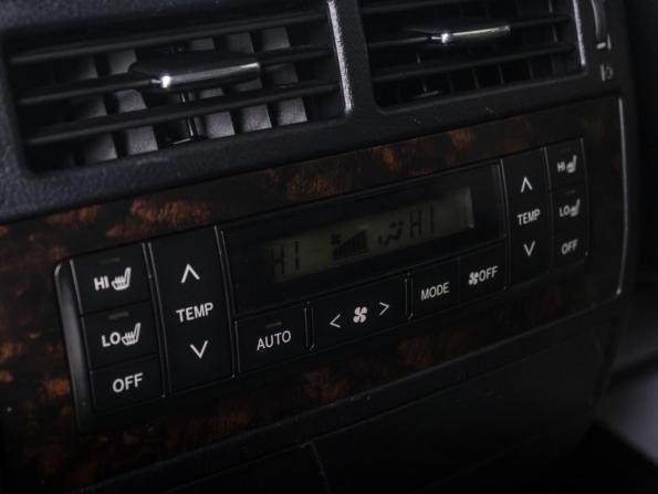 Toyota Land Cruiser 200 Series Рестайлинг 1 с пробегом 2012 года, цена 4 099 000 рублей, 93042 км, внедорожник, Автокод Объявления