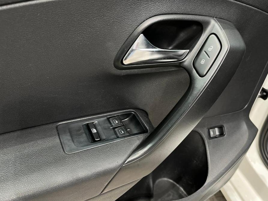 Volkswagen Polo V Волжский  - изображение 12