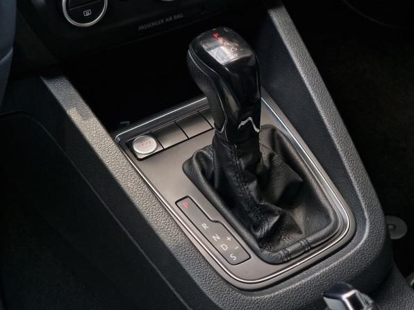 Volkswagen Jetta VI с пробегом 2014 года, цена 1 265 000 рублей, 207050 км, седан, Автокод Объявления