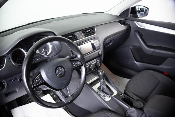 Skoda Octavia III (A7) с пробегом 2016 года, цена 1 699 000 рублей, 123500 км, лифтбек, Автокод Объявления