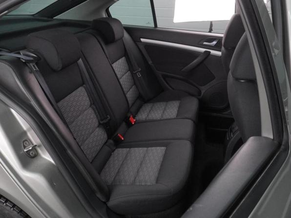 Skoda Octavia II (A5) Рестайлинг с пробегом 2011 года, цена 984 000 рублей, 142630 км, лифтбек, Автокод Объявления