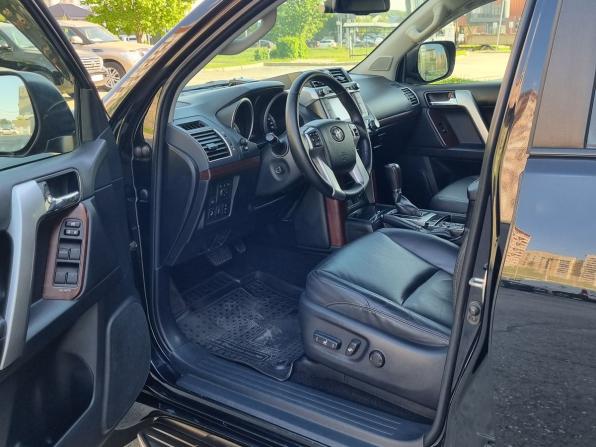 Toyota Land Cruiser Prado 150 Series Рестайлинг 1 с пробегом 2016 года, цена 4 390 000 рублей, 167563 км, внедорожник, Автокод Объявления
