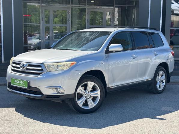 Toyota Highlander II (XU40) Рестайлинг с пробегом 2012 года, цена 1 749 000 рублей, 241000 км, внедорожник, Автокод Объявления