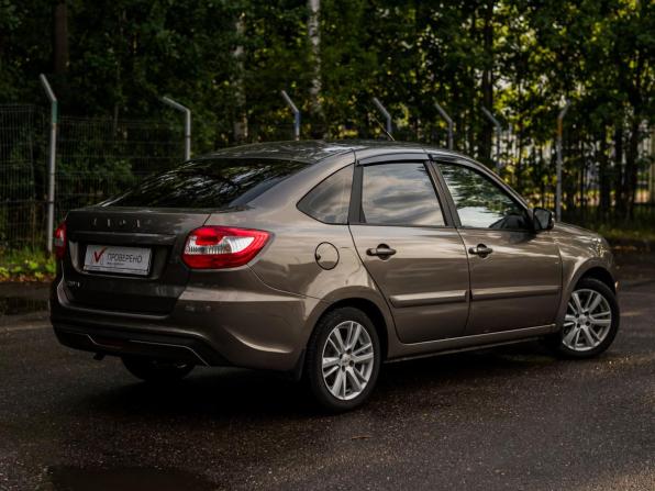 Lada (ВАЗ) Granta I Рестайлинг с пробегом 2022 года, цена 601 000 рублей, 55815 км, хэтчбек, Автокод Объявления