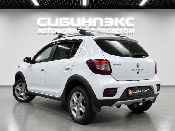 Renault Sandero II с пробегом 2018 года, цена 1 075 000 рублей, 120000 км, хэтчбек, Автокод Объявления
