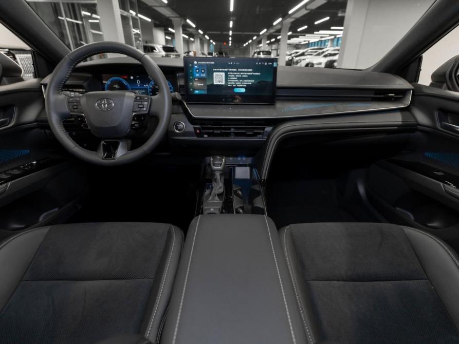 Toyota Camry IX (XV80) China Market Москва  - изображение 8