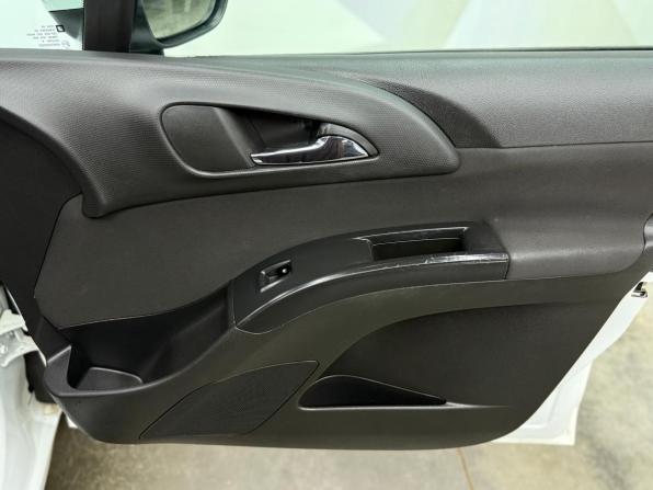 Opel Meriva B с пробегом 2013 года, цена 670 000 рублей, 119207 км, компактвэн, Автокод Объявления