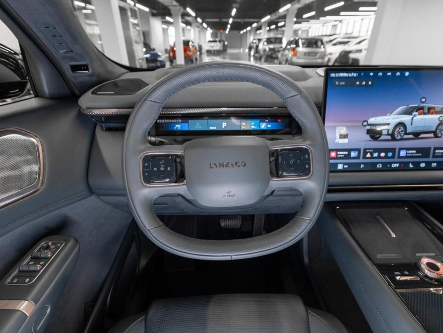 Lynk &amp; Co 900 Москва  - изображение 11